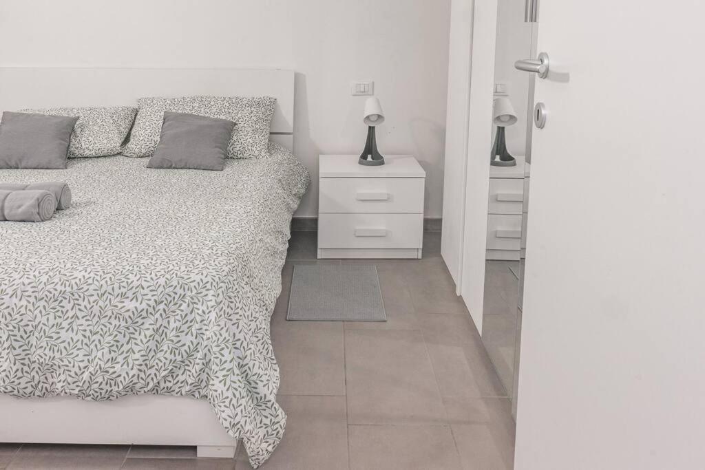 Staurenghi Blue Apartment Варезе Екстер'єр фото